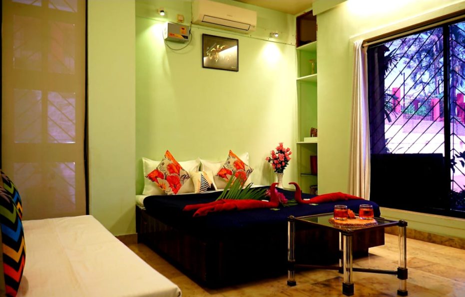 4 bhk 2 halls sw pool villa with jacuzzi