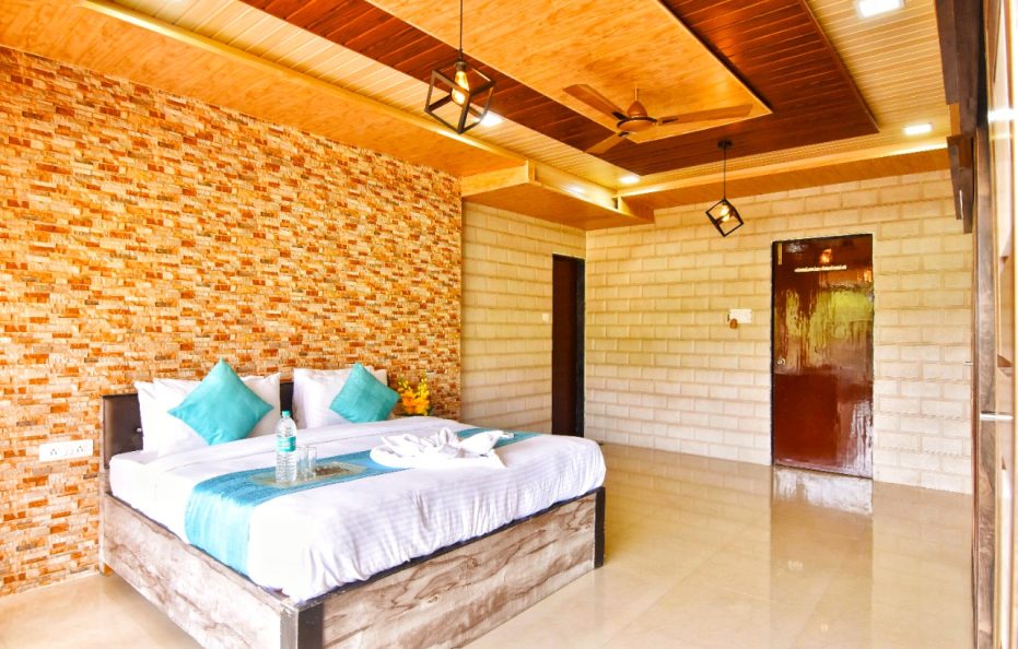 Luxurius 3 bhk tungarli Lonavala villa2 with private pool