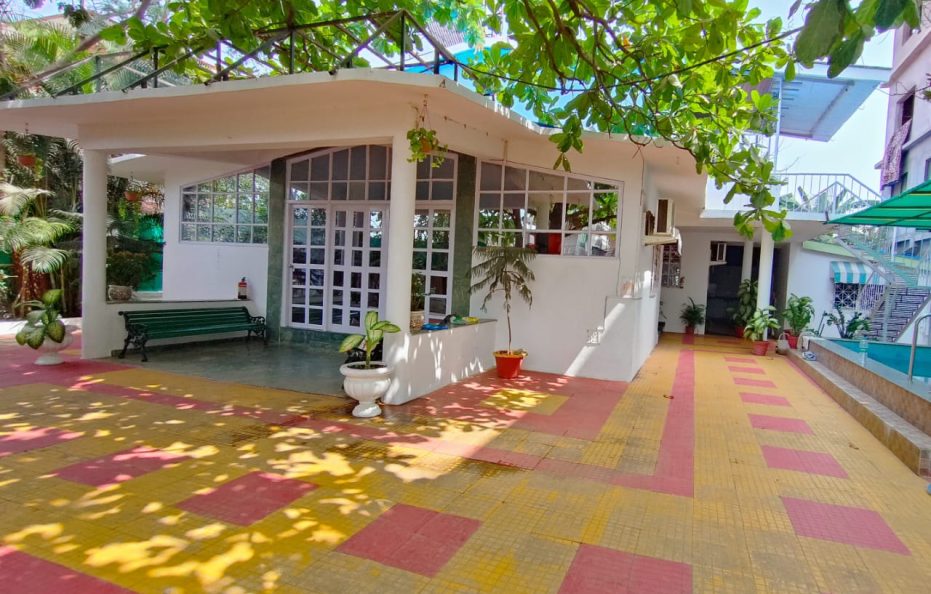 6 BHK swimming pool villa
